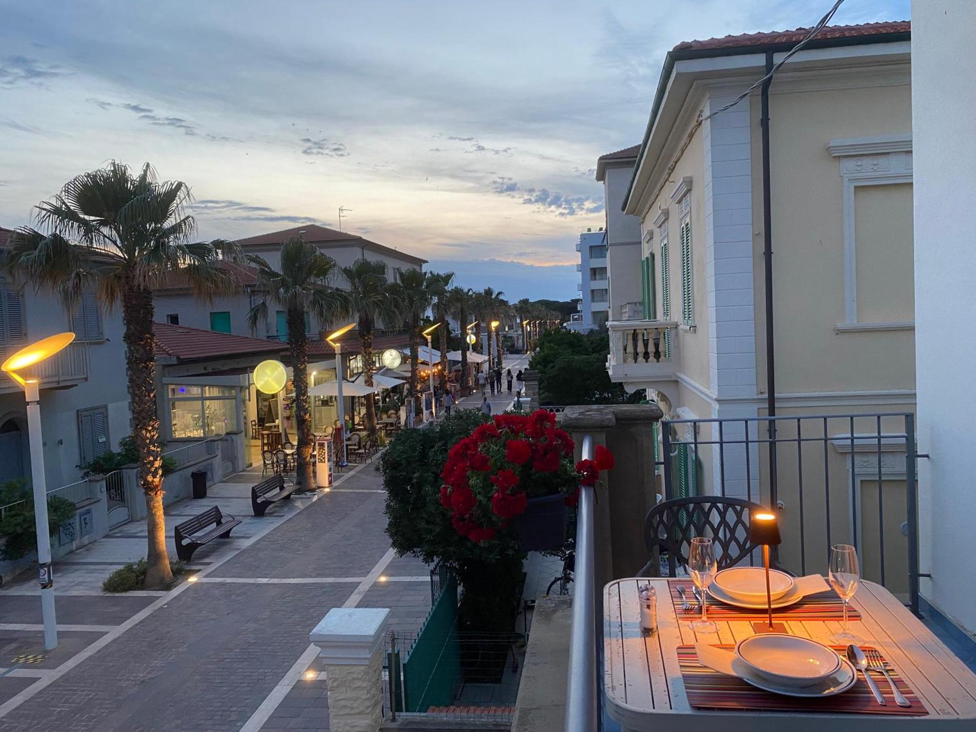 Zi Maria Hotell Marina di Cecina Exteriör bild