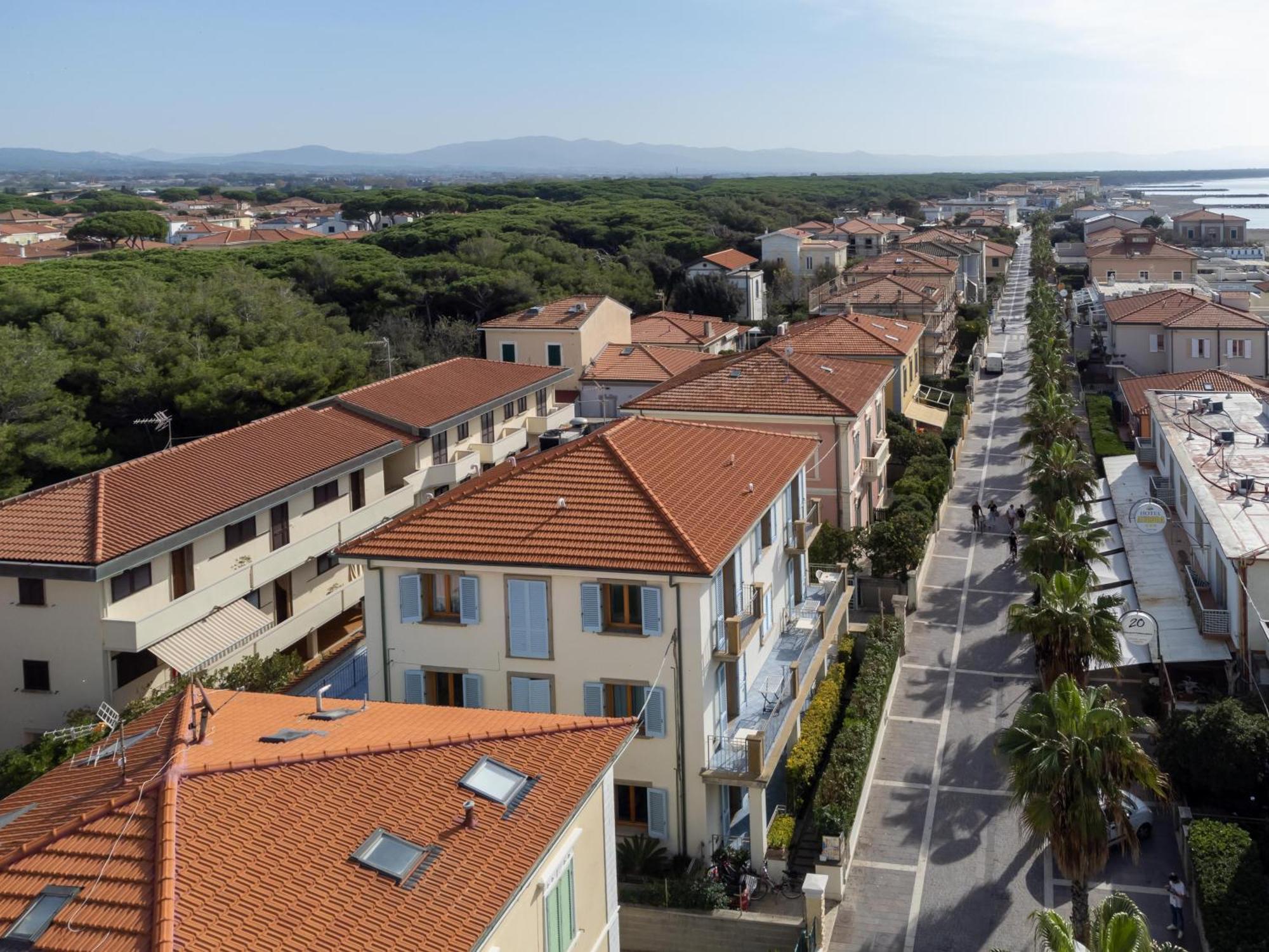 Zi Maria Hotell Marina di Cecina Exteriör bild