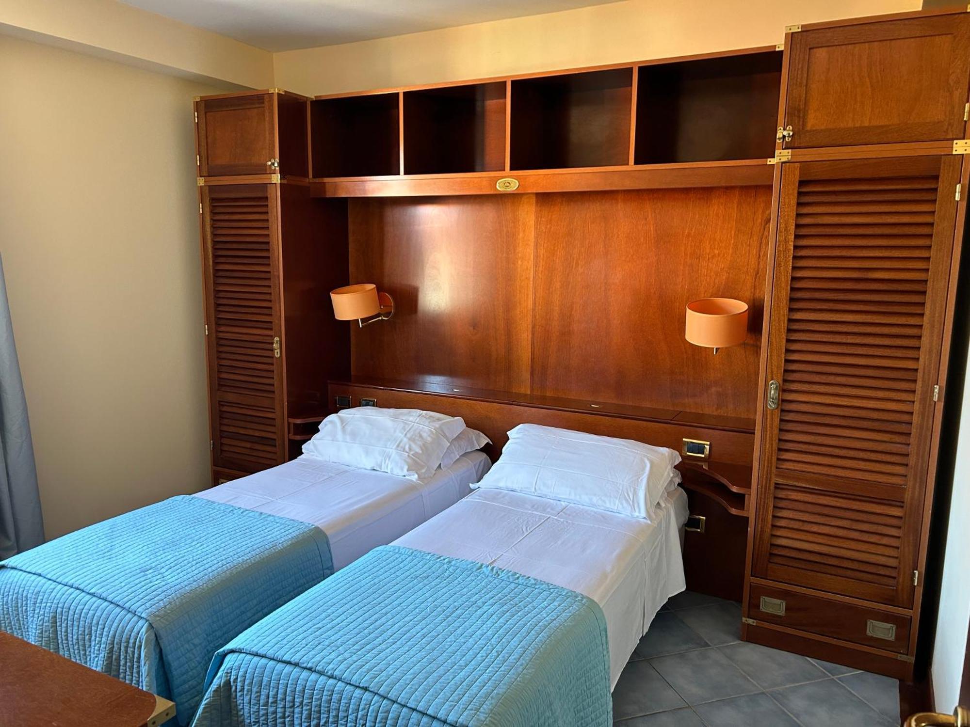Zi Maria Hotell Marina di Cecina Exteriör bild