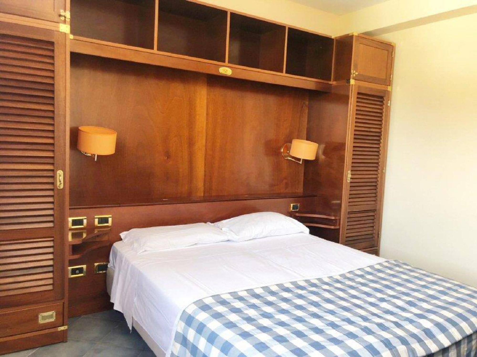 Zi Maria Hotell Marina di Cecina Exteriör bild