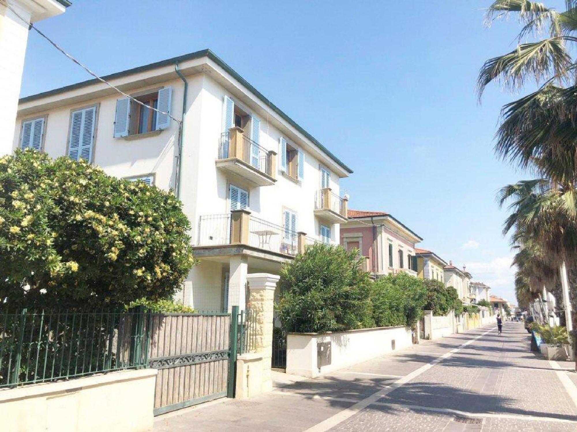 Zi Maria Hotell Marina di Cecina Exteriör bild