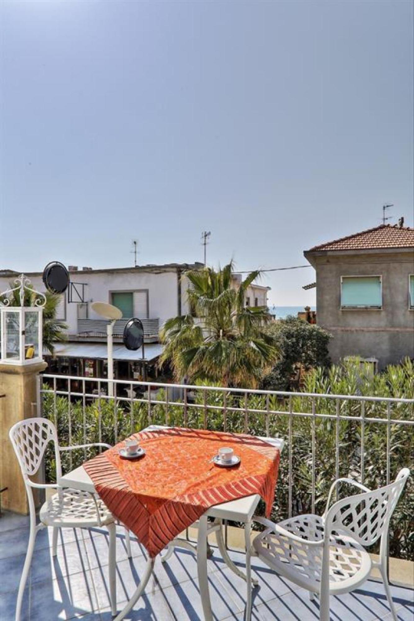 Zi Maria Hotell Marina di Cecina Exteriör bild
